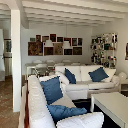 Apartment La Casa Rossa Di Maddy *